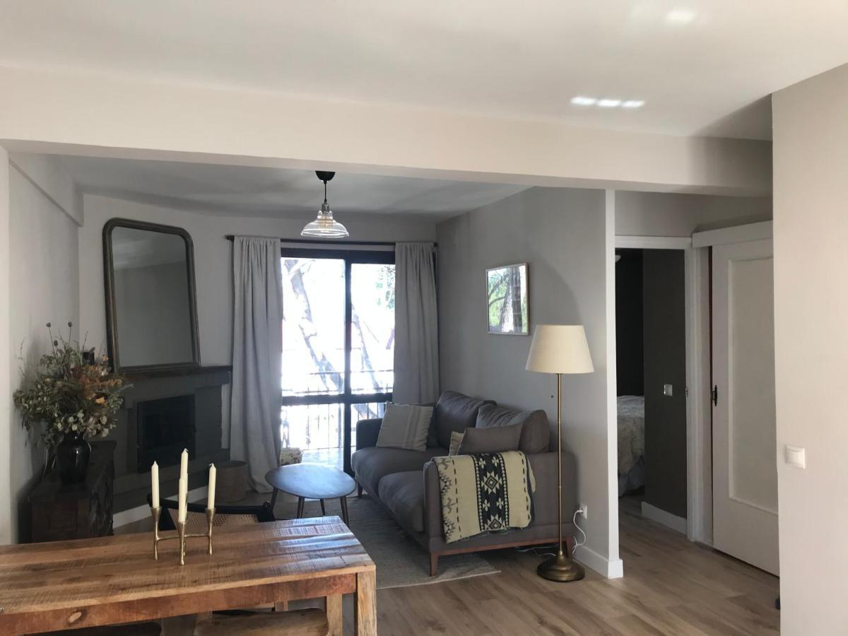 Agradable Apartamento En El Pantano De San Juan Сан-Мартин-де-Вальдейглесьяс Экстерьер фото